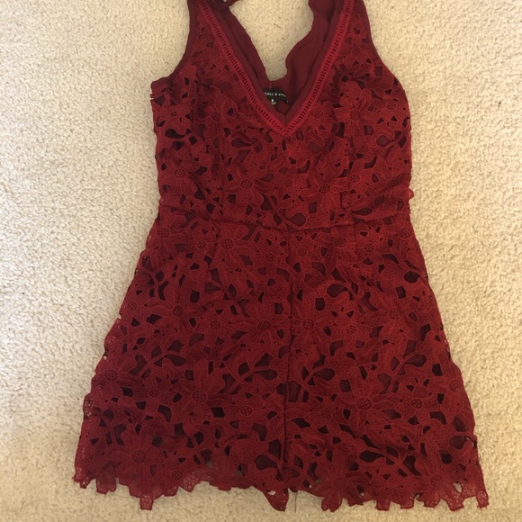 Kendal & Kylie Romper - Picture 1 of 2